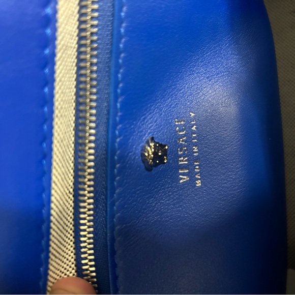 Versace Medusa Shoulder Bag - Picture 6 of 14